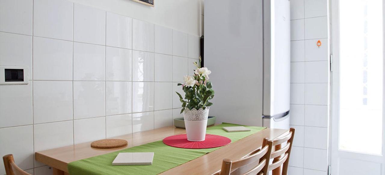 Kamchu Apartments: Ada Casa de hóspedes