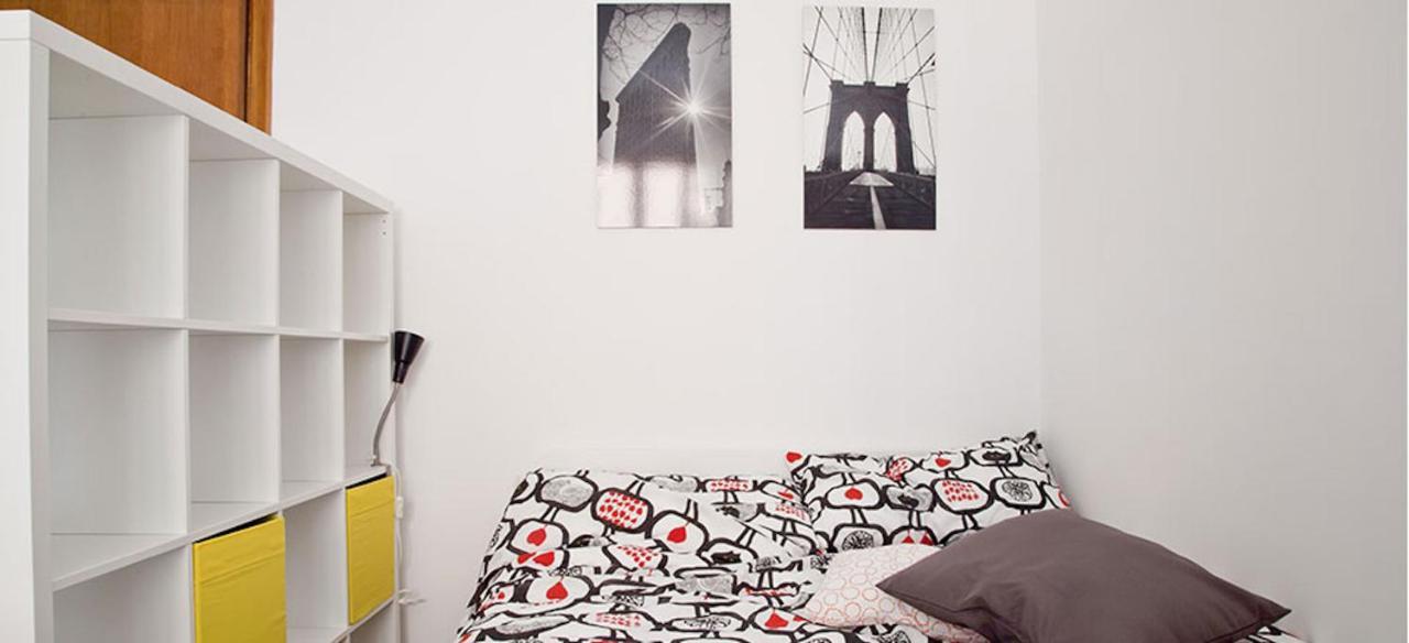 Kamchu Apartments: Ada Casa de hóspedes