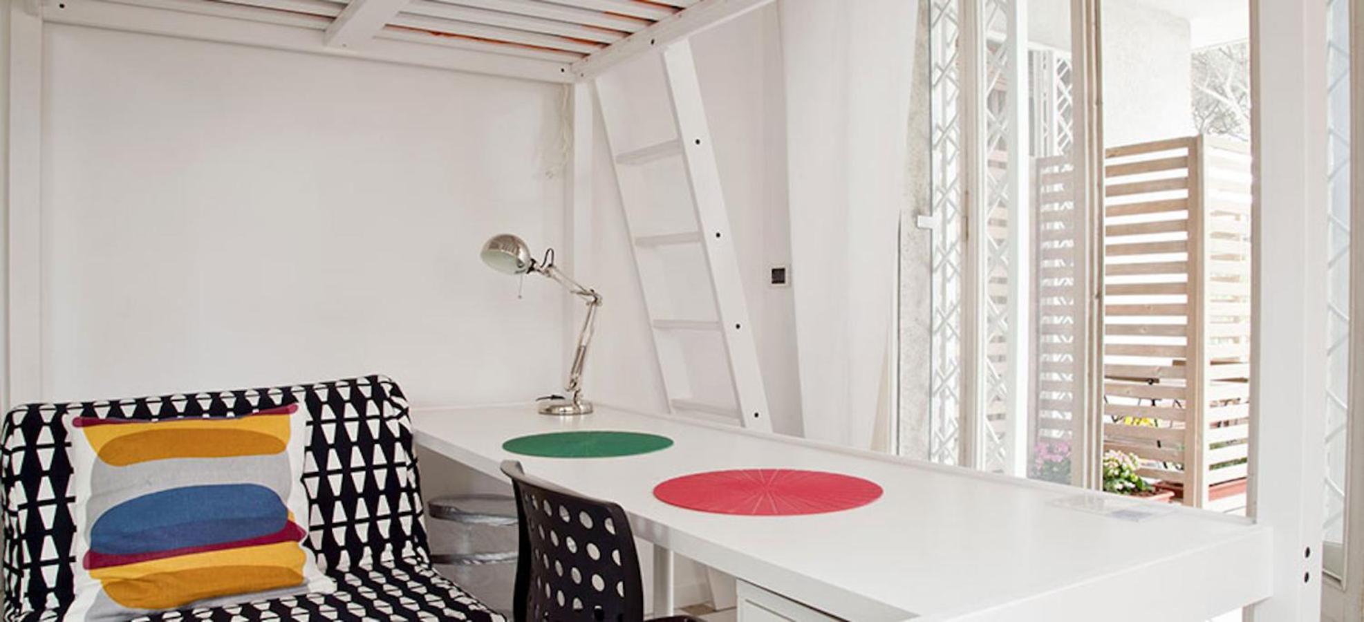 Kamchu Apartments: Ada Casa de hóspedes *